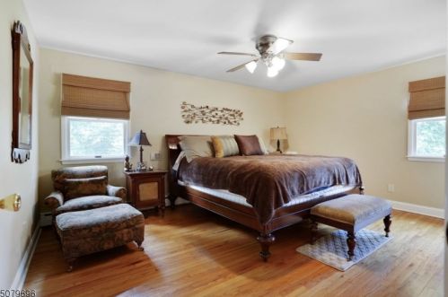 29 Archbridge Ln, Springfield NJ 07081-2746 exterior