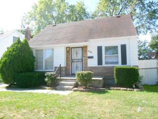 19194 Kingsville St, Detroit MI  48225-2142 exterior