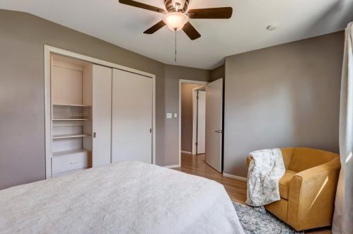 9200 Ironwood Ln, Milwaukee WI  53217-1211 exterior