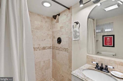 42 Quincy Pl, Washington DC 20001-1107 exterior