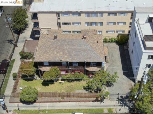 2545 Regent St, Berkeley CA 94705-2111 exterior