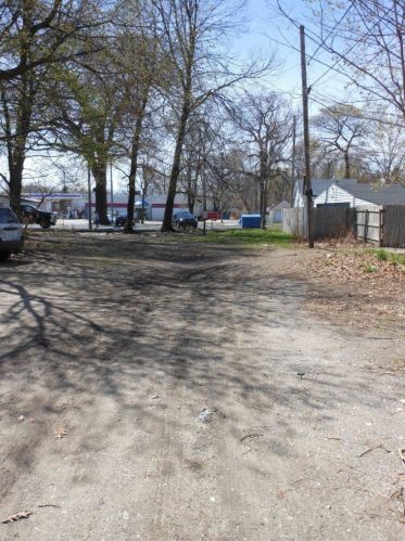 765 Larch Ave, Meskegon MI 49441-2319 exterior