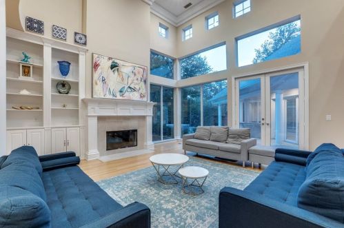 17916 Castle Bnd Dr, Dallas TX 75287-6800 exterior