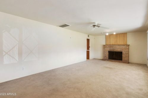 4514 Cheery Lynn Rd, Phoenix, AZ 85018-6449