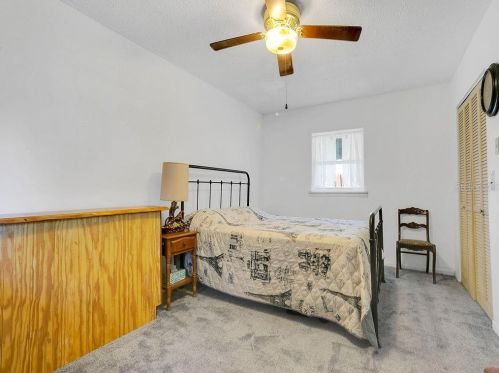 1 Pierce Ave, Orlando FL 32809-4945 exterior