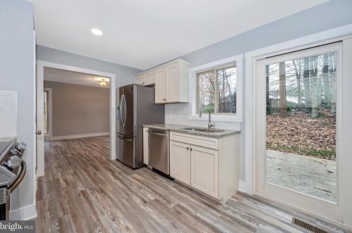 10402 Great Arbor Dr, Rockville MD  20854-4215 exterior