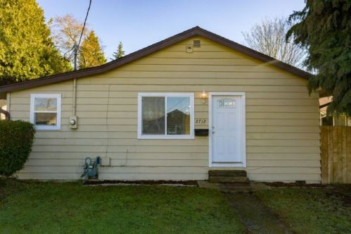 2712 Cherry Ave, Bremerton, WA 98310-4233
