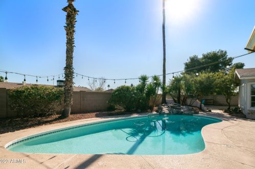 4352 Cherokee St, Phoenix AZ  85044-3206 exterior