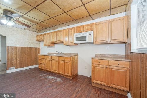 1904 22nd St, Philadelphia PA 19121-2112 exterior