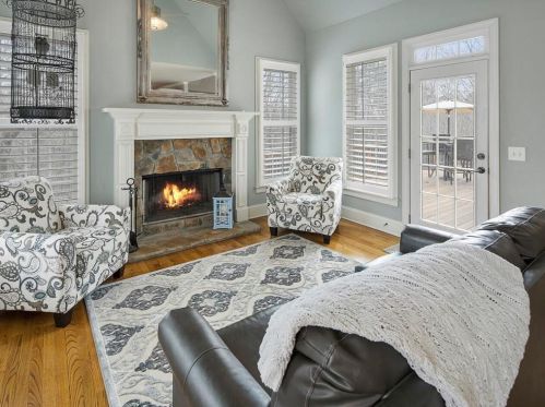 8598 Berringer Pt Dr, Gainesville GA 30506-4872 exterior