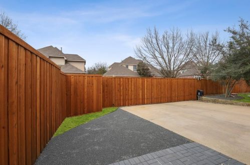 5964 Burkett Dr, Frisco TX 75034-4034 exterior