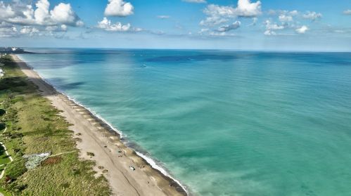 702 Southstar Dr, Fort Pierce FL 34949-9120 exterior