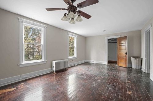 34 Webb Rd, Middletown NY 10940-6535 exterior