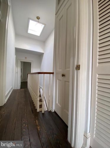 802 A St, Washington DC  20003-1340 exterior