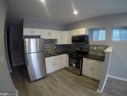 1534 52nd St, Philadelphia, PA 19143-5008