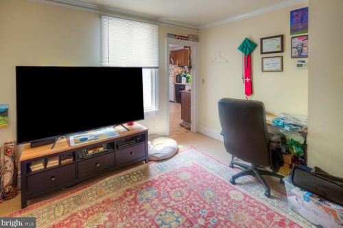 412 Delaware St, New Castle DE 19720-5045 exterior