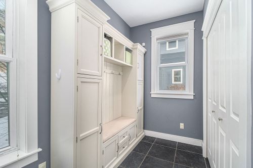 1234 Eagle Lk Dr, Kalamazoo MI 49009-8429 exterior