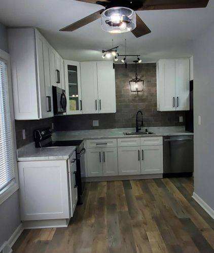 4826 19th St, Milwaukee, WI 53209-5757