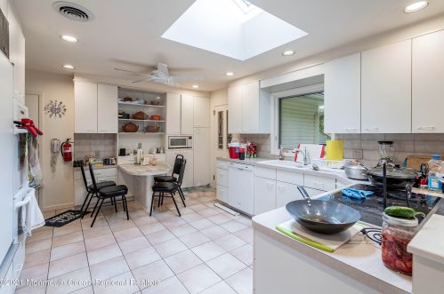 176 Bartley Rd, Jackson Twp NJ  08527-1240 exterior