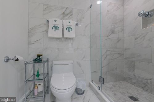 4501 Foxhall Cres, Washington DC 20007-1055 exterior