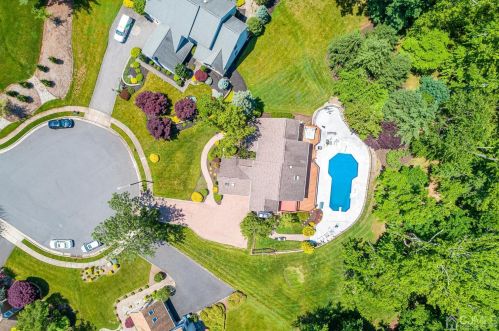 102 King St, Edison NJ 08820-1023 exterior