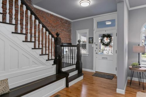 5642 Maple Ave, Saint Louis MO 63112-2722 exterior