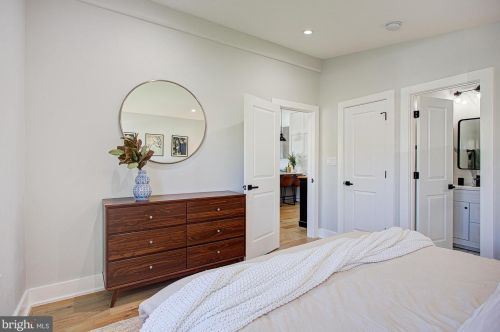 1101 44th Pl, Washington DC  20019-4906 exterior