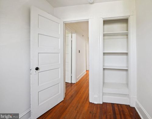 1907 35 Pl, Washington DC 20007-1407 exterior