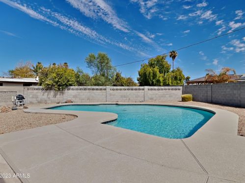 17417 20 Dr, Phoenix AZ 85023-2356 exterior