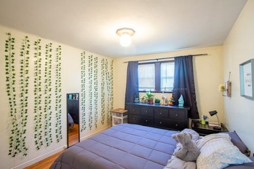 11 Hersey St, Salem MA 01970-4518 exterior