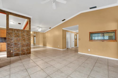 11 Islington Pl, Boynton Beach FL 33426-7756 exterior