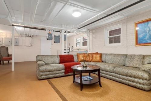 5428 Sawyer Ave, Chicago IL 60632-2624 exterior