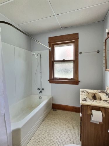 4832 Bernard St, Chicago IL 60625-5414 exterior