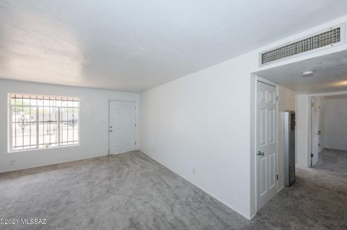 2402 Jefferson Ave, Tucson AZ  85711-6636 exterior