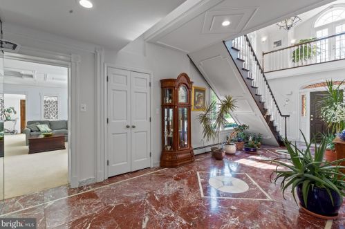 13413 Cleveland Dr, Rockville, MD 20850-3604