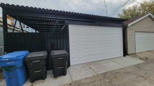 1020 Springfield Ave, Chicago IL 60624-4025 exterior