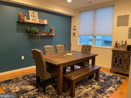 981 Leithgow St, Philadelphia PA  19123-1440 exterior