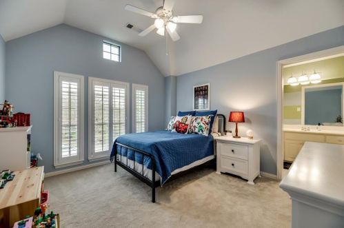 5074 Oakhurst Ln, Frisco TX 75034-2182 exterior