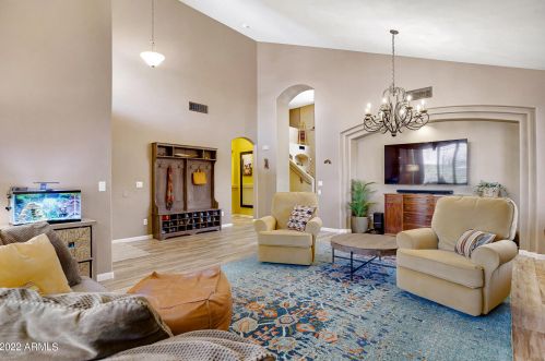 15405 18 Ave, Phoenix AZ 85015-3840 exterior