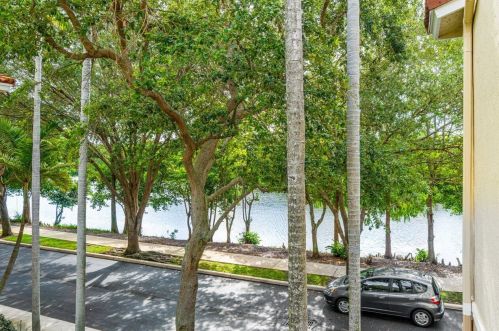 2897 Greenleaf Cir, Boynton Beach FL 33426-8662 exterior