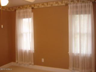 419 Emerald Cir, Emerald Isle NC  28594-1906 exterior