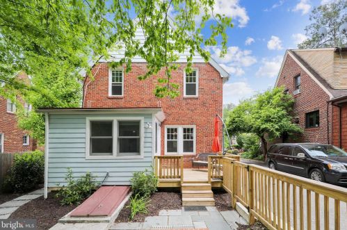 7426 Piney Branch Rd, Silver Spring MD 20901-4352 exterior