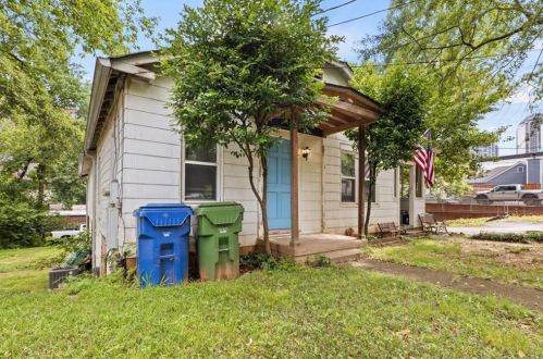 209 15 St, Atlanta GA 30318-7805 exterior