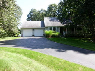 1630 2nd St, Kalamazoo, MI 49009-8579