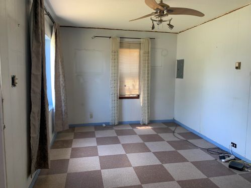 909 Henderson St, Big Rapids MI 49307-1144 exterior