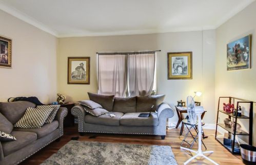 3600 Winchester Ave, Chicago IL 60609-1234 exterior