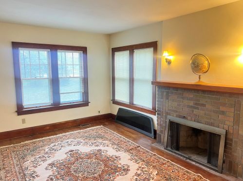 2340 90 St, Sturtevant WI 53177-1932 exterior