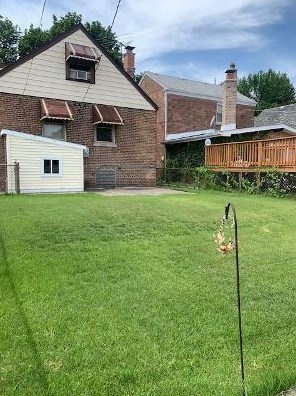 11119 Avenue, Chicago, IL 60617-6944