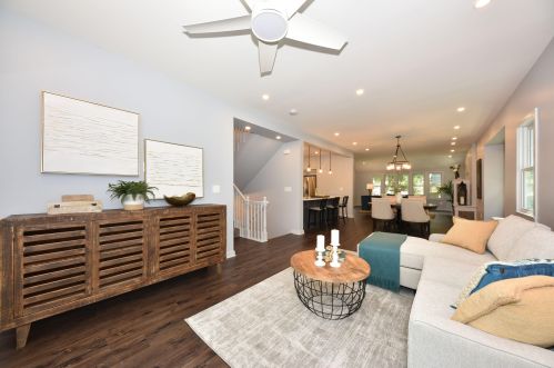 1908 Elmdale Ct, Milwaukee WI 53211-2342 exterior