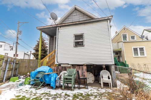 4053 Francisco Ave, Chicago IL  60618-2601 exterior